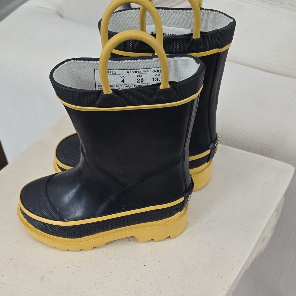 Harper Canyon| Dark Navy and Yellow Rain Boots 5c